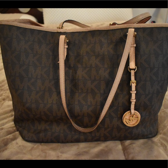 Michael Kors Tote - Picture 2 of 8